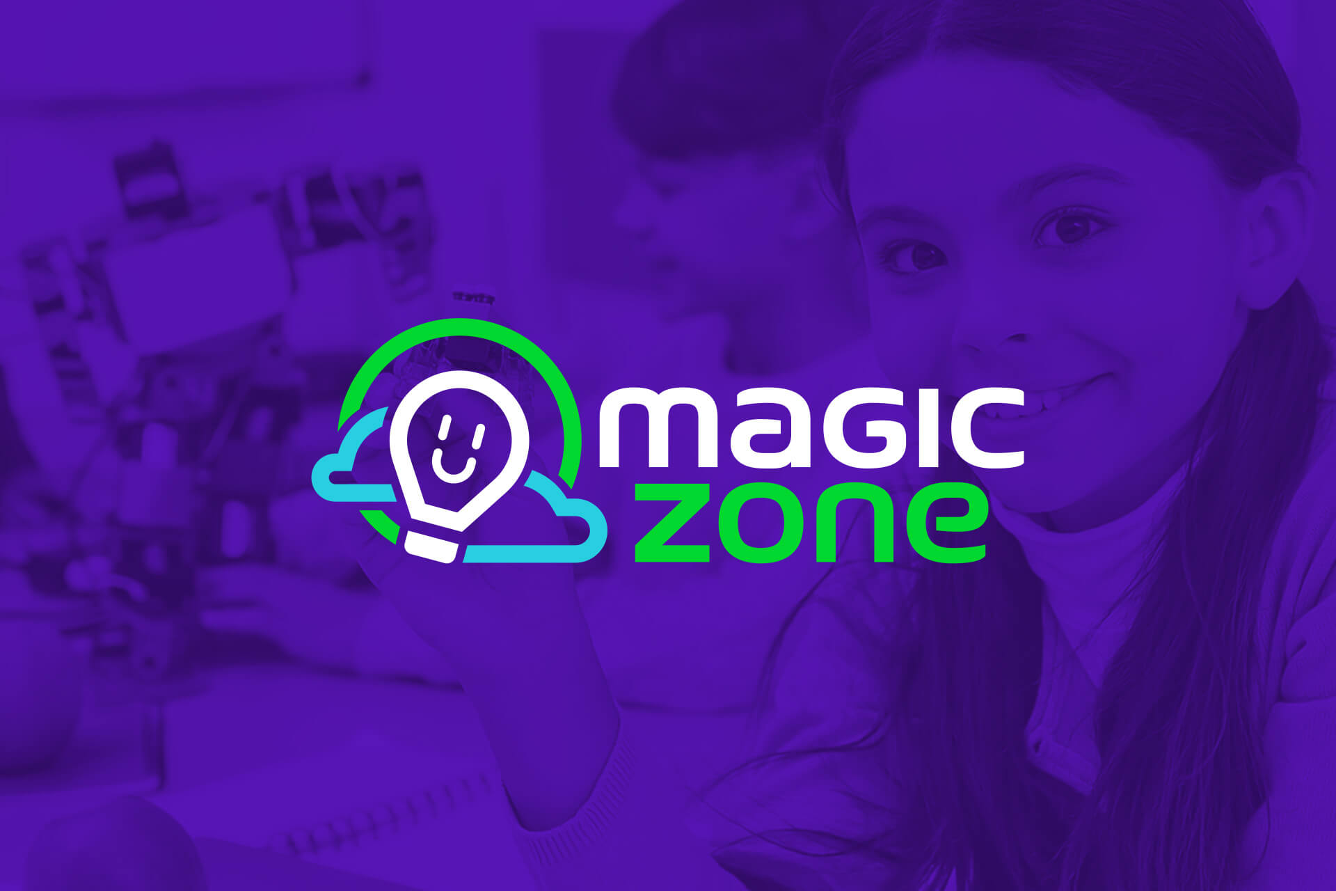 Diseño de logotipo, flyers para redes sociales y banner publicitario para Magic Zone